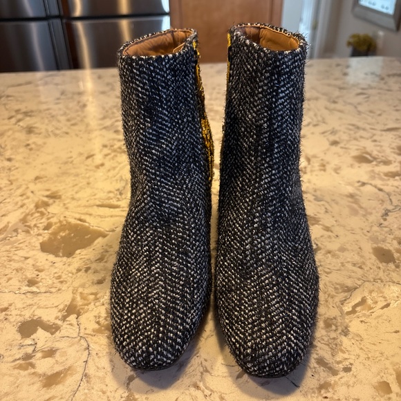 EUC Women’s Coral Blue Anthropologie Embroidered Herringbone Ankle Boots 37 - Picture 5 of 7